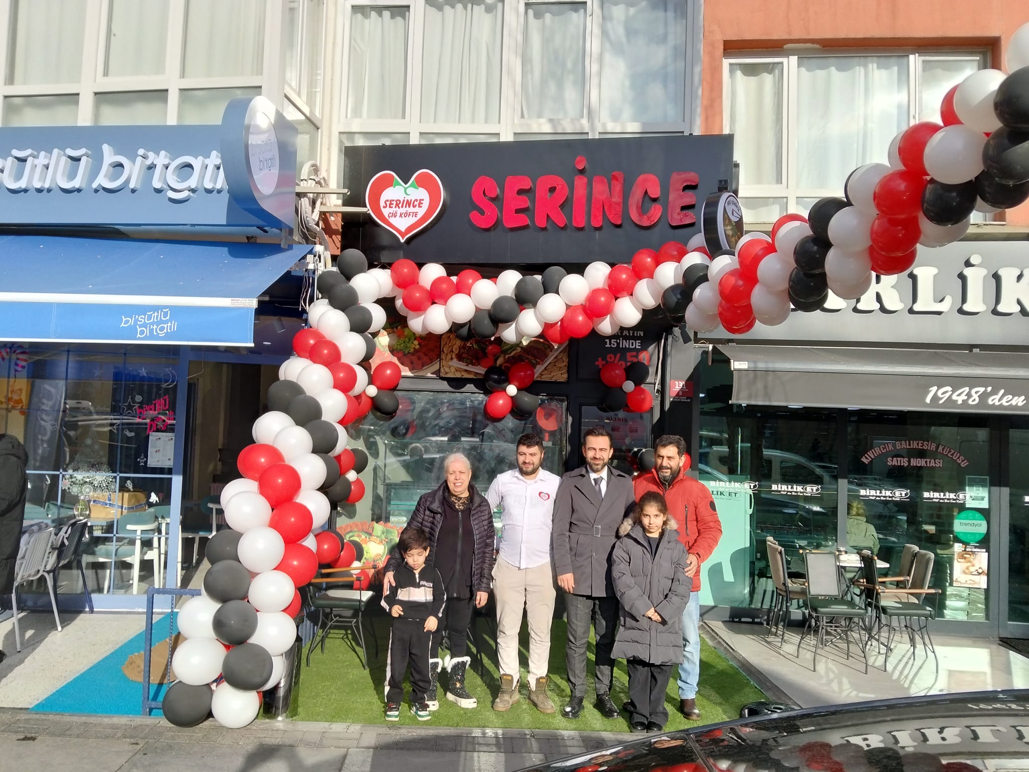 SERİNCE KÜÇÜKESAT BAYİ AÇILDI