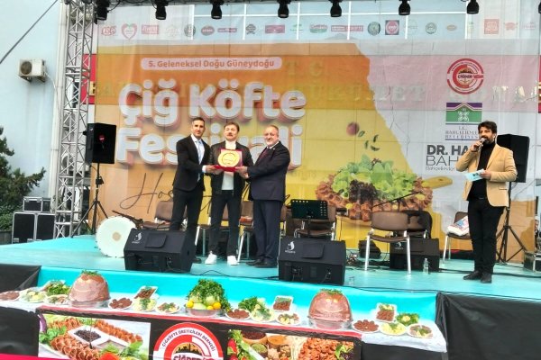 5. GELENEKSEL ÇİĞ KÖFTE FESTİVALİ DÜZENLENDİ