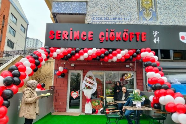SEVAL CADDESİ SERİNCE AÇILDI