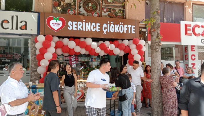 Serince Çiğ Köfte Eskişehir Vişnelik Öğretmenler Caddesi Bayimiz Açıldı