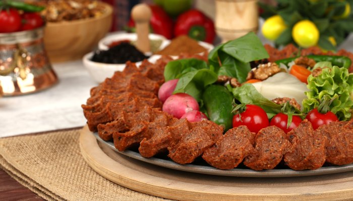 SERİNCE ÇİĞ KÖFTE BAYİLİK SUNUMU