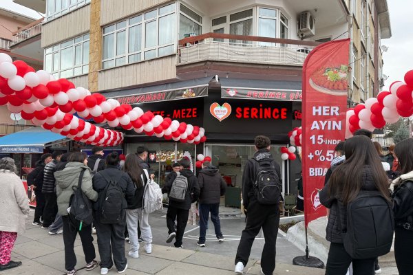 KÜÇÜKESAT BAĞLAR CADDESİ SERİNCE AÇILDI