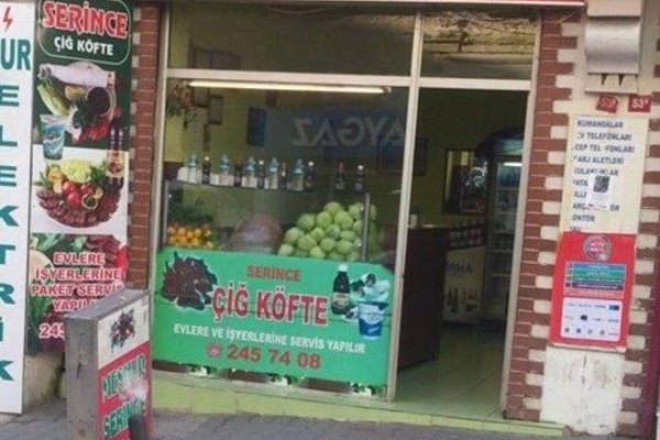 Serince Çiğ Köfte’nin İlk Adımı: Tophane’de Başlayan Lezzet Hikâyesi