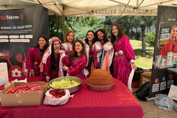 Serince Çiğköfte Öğrencilerle Bahar Şenliğinde Buluştu